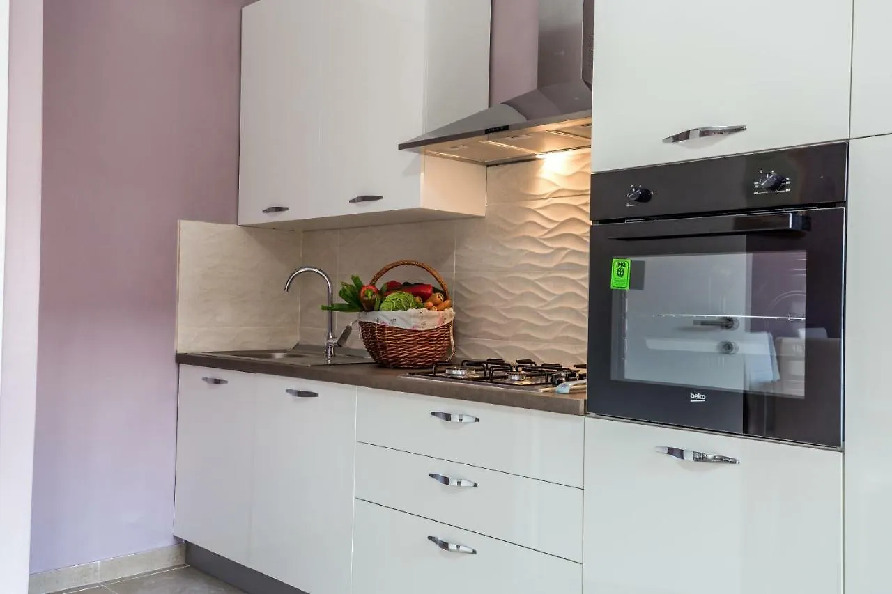 Apartments Andjelina 리예카 0*,  크로아티아